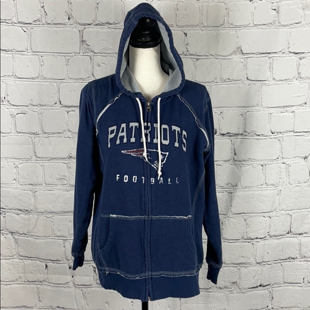 NWOT NFL PATRIOTS Football Sz L